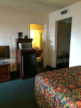 Royal Holiday Motel