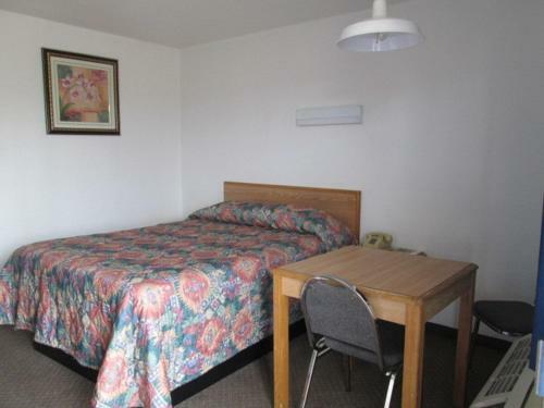 Motel 10