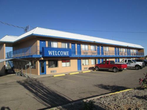 Motel 10