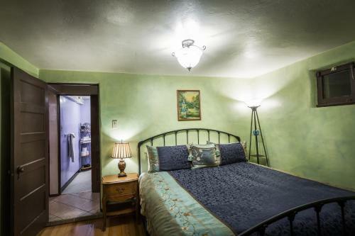 Downtown Historic Bed & Breakfast