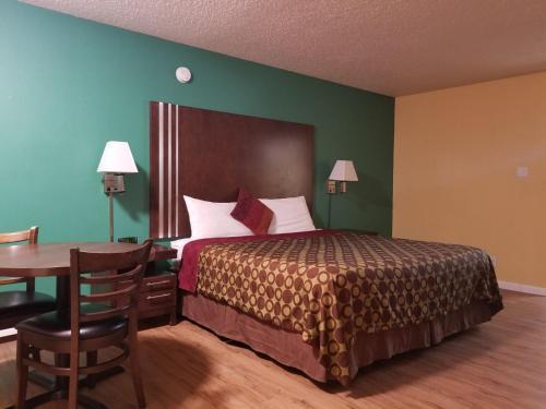 Motel America's Best Value Inn Roswell