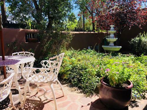 El Paradero Bed & Breakfast Inn