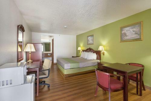 Motel Rodeway Inn