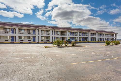 Motel Rodeway Inn