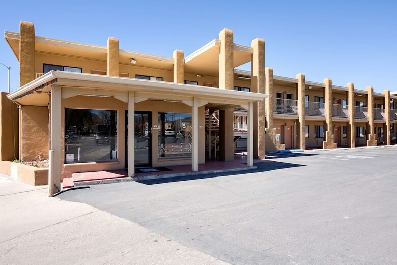 Motel 6 Santa Fe Plaza - Downtown