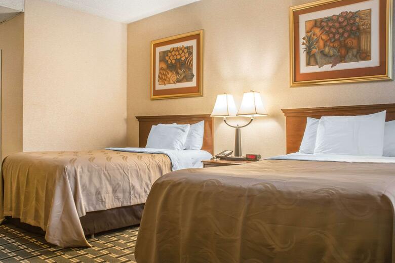 Clarion Hotel Palm Island Indoor Waterpark