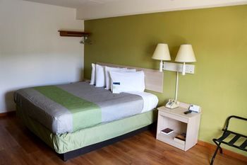 Motel 6 Binghamton