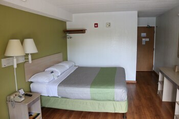 Motel 6 Binghamton