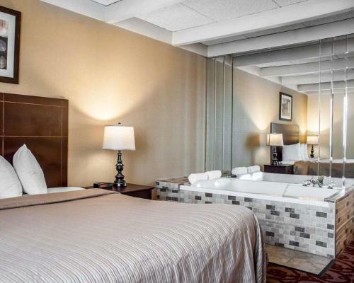 Hotel Quality Inn Buffalo Airport