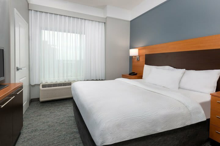 Hotel Towneplace Suites Buffalo Airport