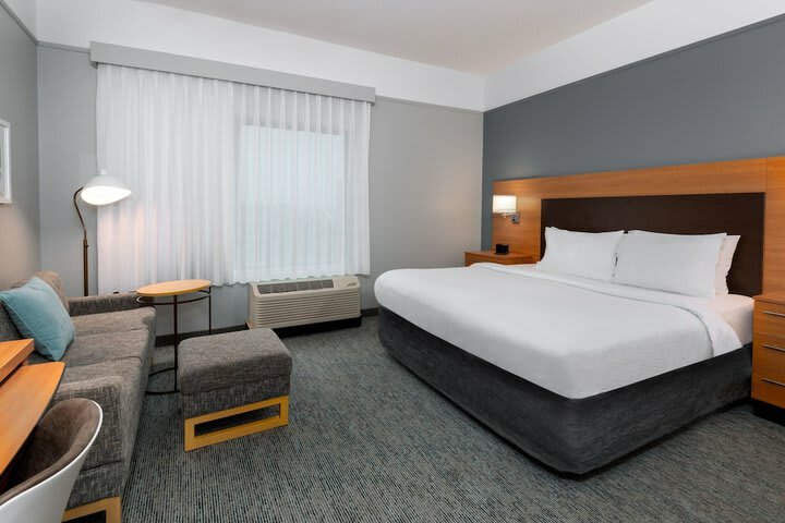 Hotel Towneplace Suites Buffalo Airport