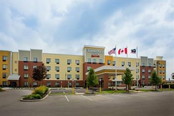 Hotel Towneplace Suites Buffalo Airport