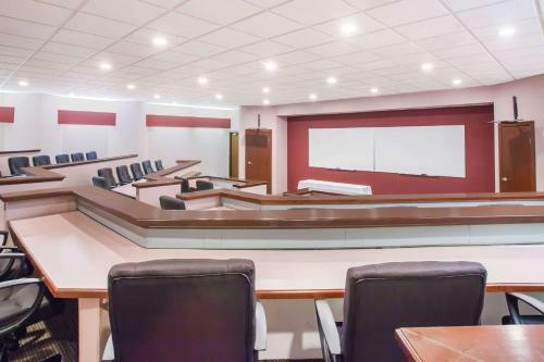 Hotel Ramada Ithaca