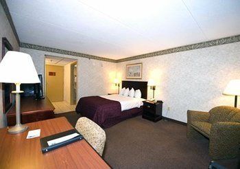 Hotel Quality Inn Near Destiny Usa