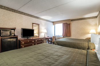 Hotel Quality Inn Near Destiny Usa