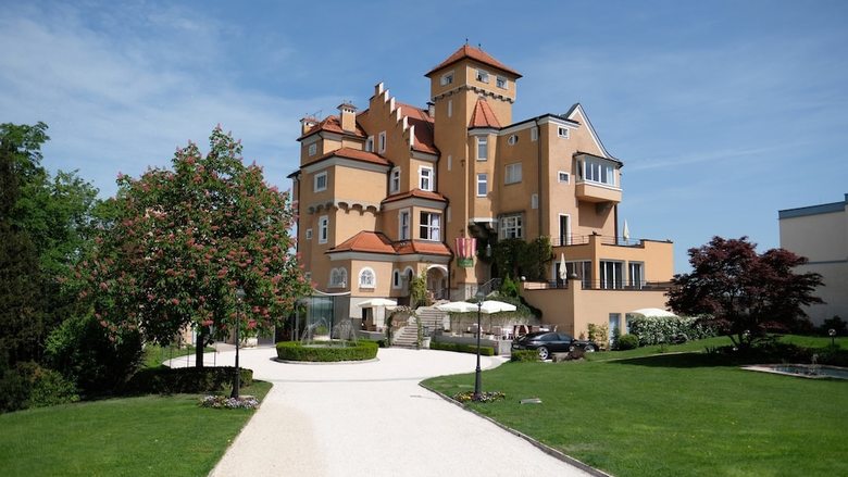 Hotel Schloss Monchstein