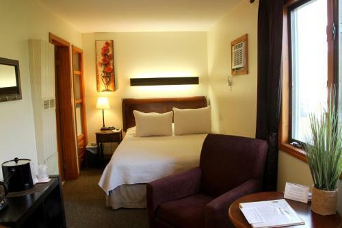 Hotel All Seasons Inn