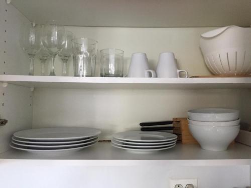 Studio Apartment - 39th Street