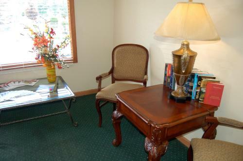 Wakita Court Motel
