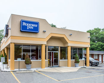 Motel Rodeway Inn Macarthur Airport