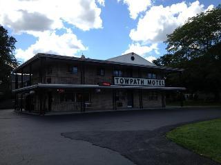 Towpath Motel