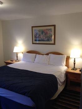 Towpath Motel
