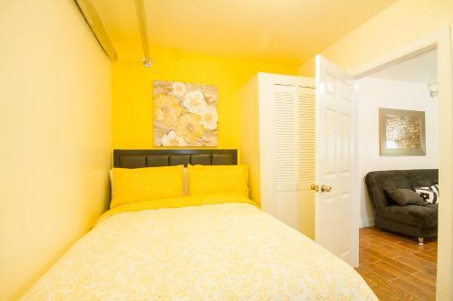 Luxurious Three Bedroom Apartment