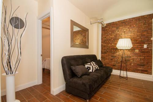 Luxurious Three Bedroom Apartment