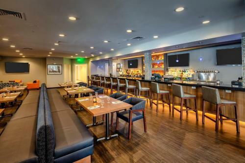 Hotel Genesee Grande