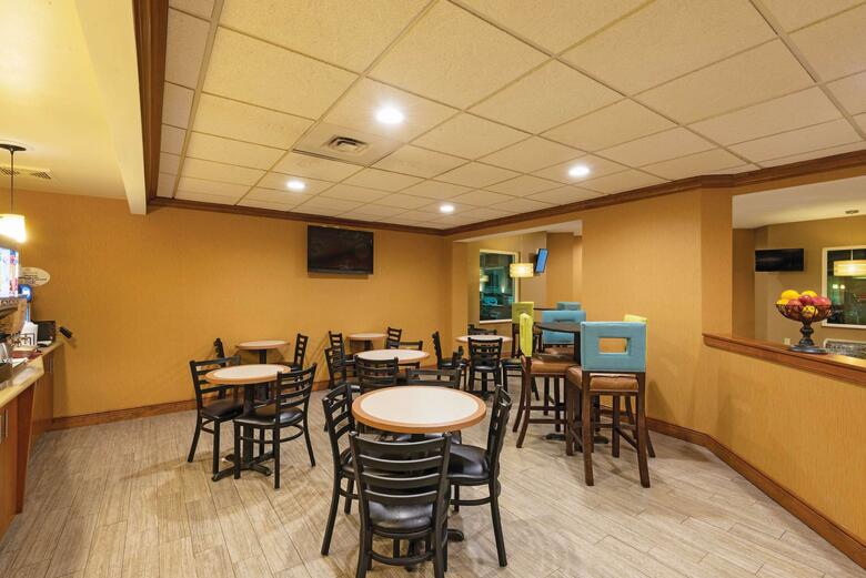Hotel La Quinta Inn Buffalo Airport