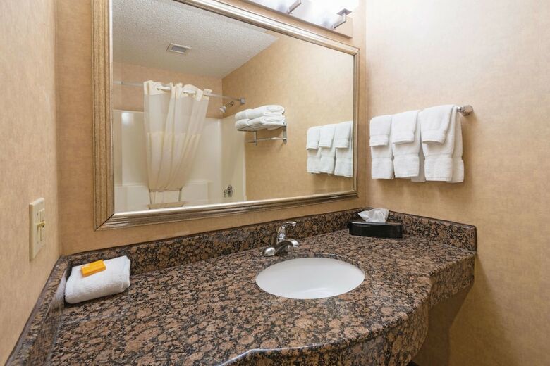 Hotel La Quinta Inn Buffalo Airport