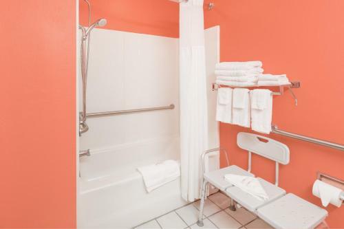 Hotel Microtel Inn & Suites By Wyndham Carolina Beach