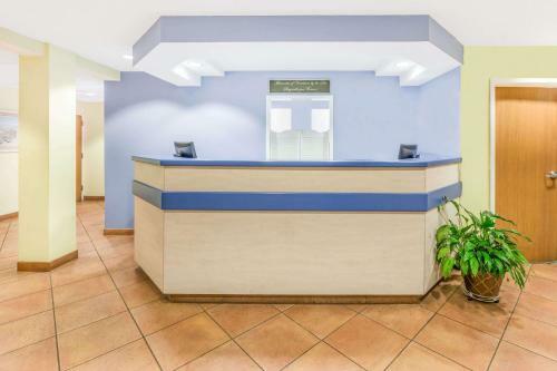Hotel Microtel Inn & Suites By Wyndham Carolina Beach
