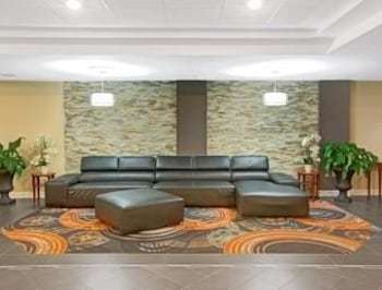 Ramada Hotel Charlotte Airport & Conference Center