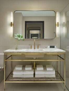 Hotel 11 Howard
