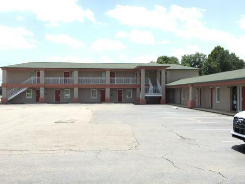 Motel Crown Inn - Fayetteville