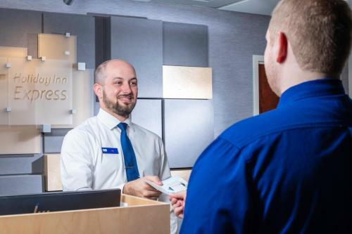 Hotel Holiday Inn Express Clayton Southeast Raleigh