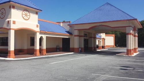 Hotel Deluxe Inn