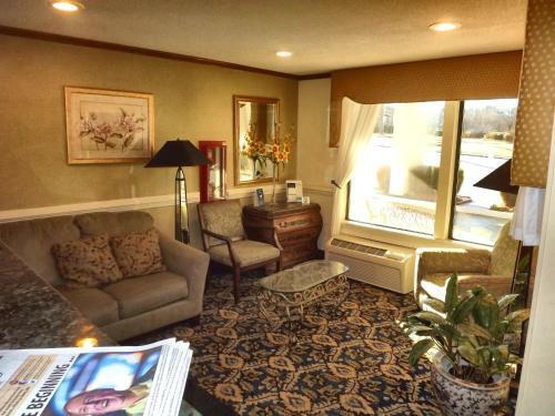Hotel Baymont Inn & Suites - Greensboro