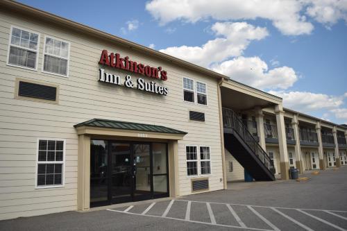 Motel Atkinson Inn & Suites