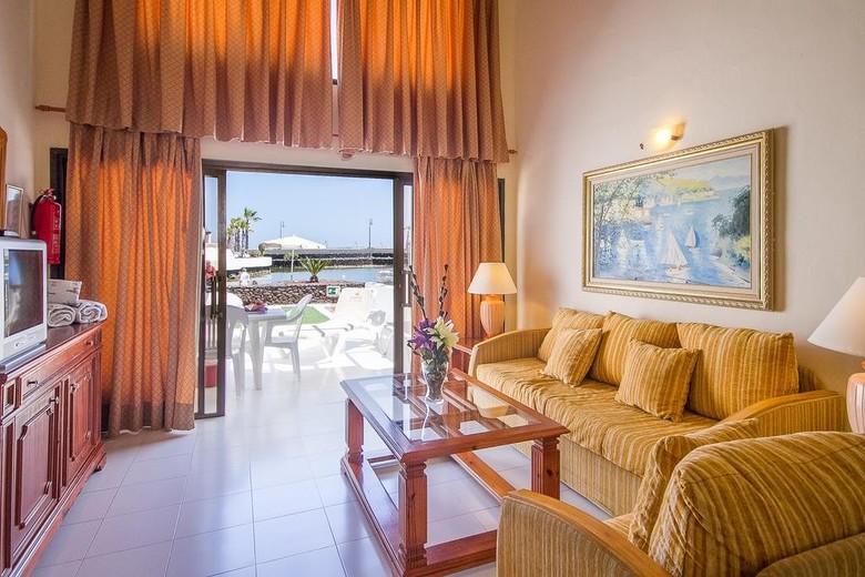 Apartamentos Sands Beach Resort