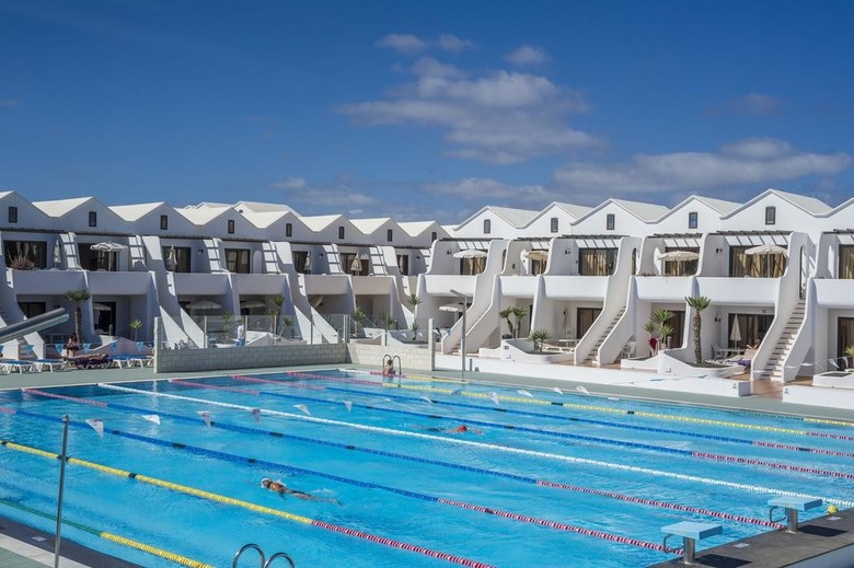 Apartamentos Sands Beach Resort