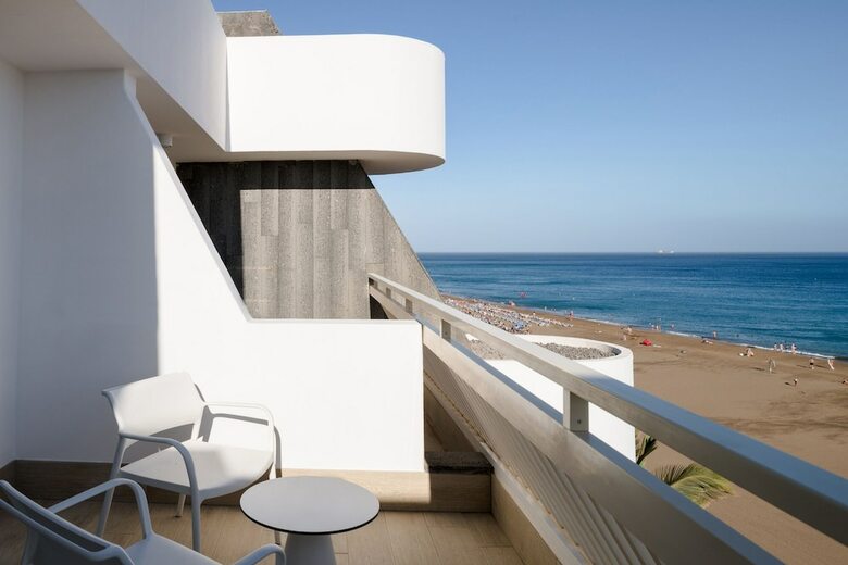Hotel Suite Fariones Playa