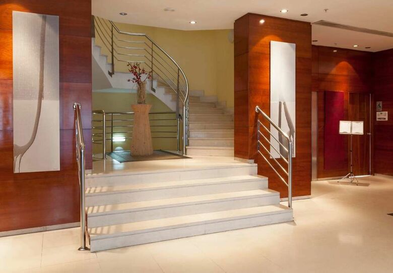 AC Hotel Le�n San Antonio By Marriott