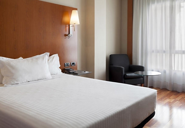AC Hotel Le�n San Antonio By Marriott