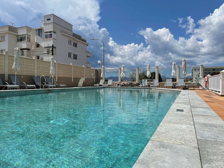 Hotel Apolo