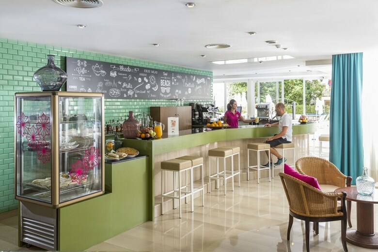 Aparthotel Cap De Mar