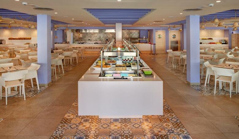 Aparthotel Protur Floriana Resort