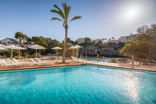 Hotel Barcel� Ponent Beach
