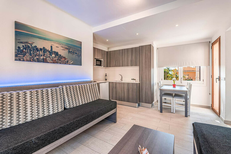Apartamentos Playa Ferrera